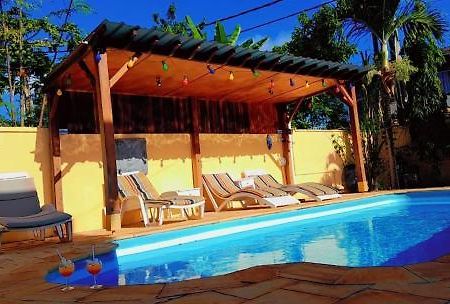 Jolie Villa Santa Avec Piscine Pointe aux Piments Eksteriør bilde