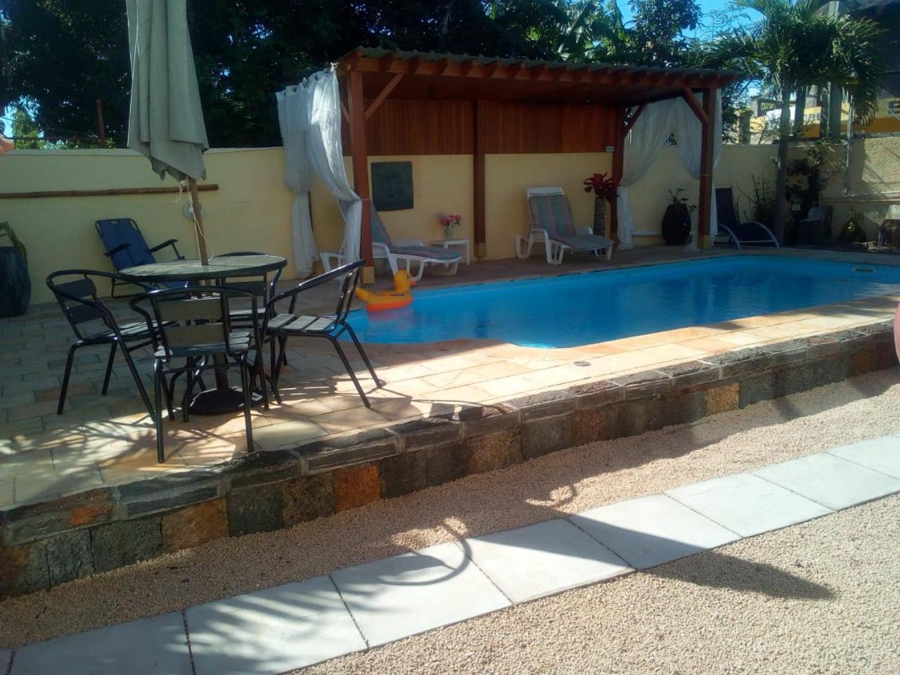 Jolie Villa Santa Avec Piscine Pointe aux Piments Eksteriør bilde